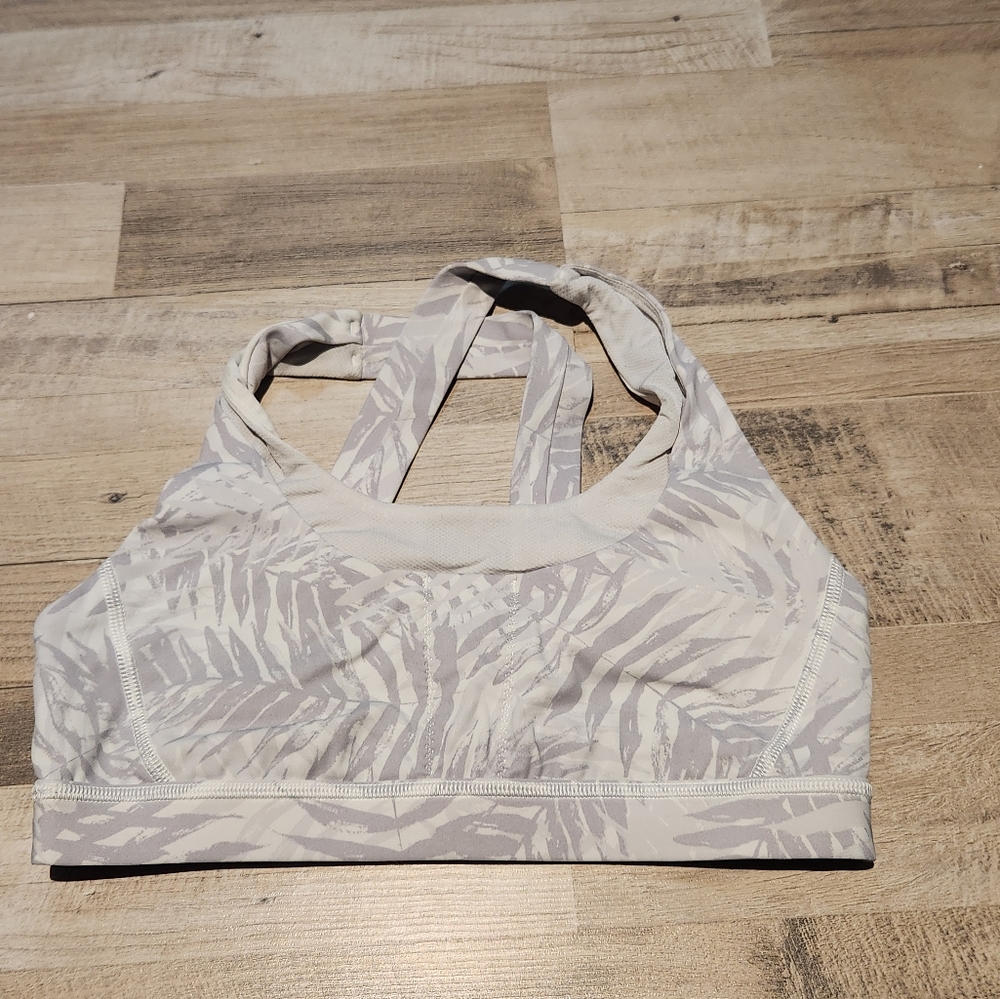 Lululemon bra